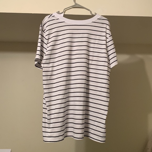 🥳HOST PICK🥳 “JUST ONE MORE EPISODE”. Binge watching tee 📺 - Picture 5 of 6